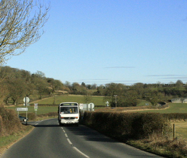 File:A3098 at Berkley Cross, bottom of Lodge Hill - Geograph - 1747376.jpg