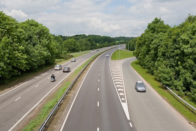 File:A34(T) seen from bridge at Three Maids Hill - Geograph - 825382.jpg