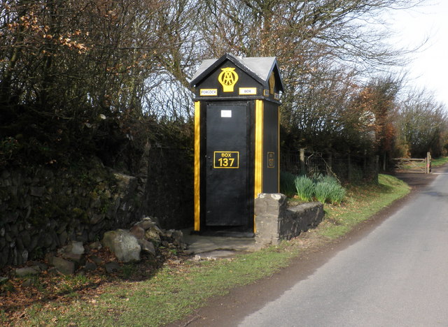 File:AA telephone box, at Pittcombe Head - Geograph - 2343892.jpg