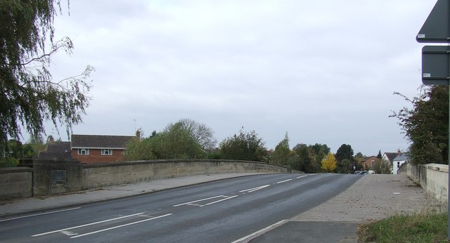 File:Road bridge over the Severn - Geograph - 1541127.jpg