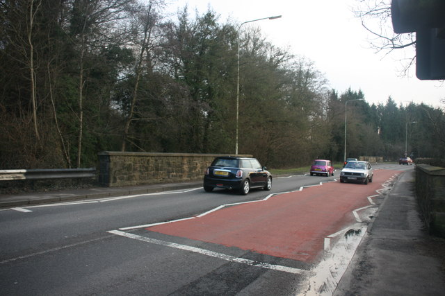 File:A22 bridge over the River Medway (C) N Chadwick - Geograph - 1700917.jpg