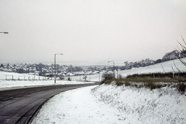 File:Essex Way, Benfleet, from the top of the hill - Geograph - 1599482.jpg