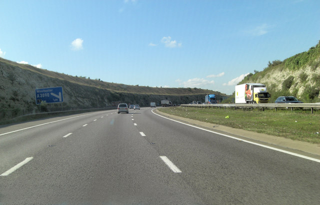 File:M3 climbs through Twyford Down (C) Stuart Logan - Geograph - 2702241.jpg