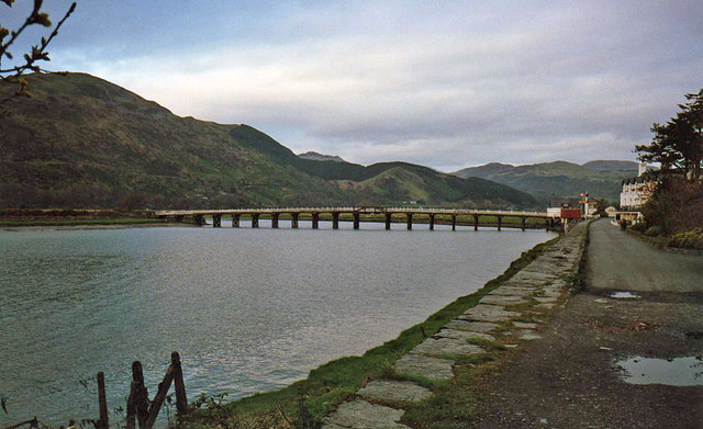 File:Penmaenpool bridge - Geograph - 1366707.jpg