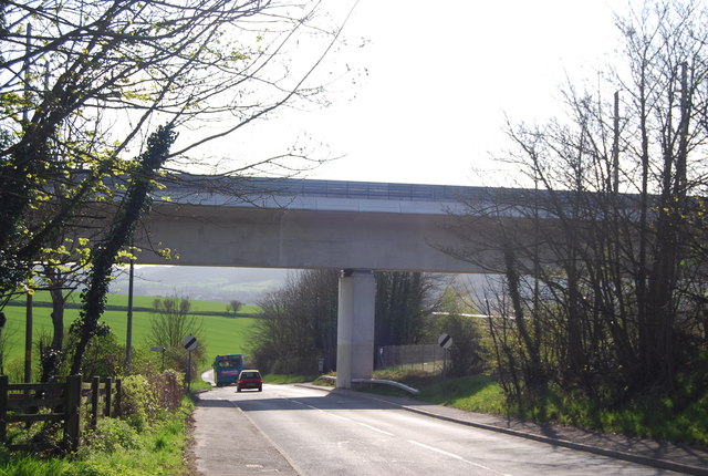 File:CTRL bridge over Wouldham Rd - Geograph - 1843358.jpg
