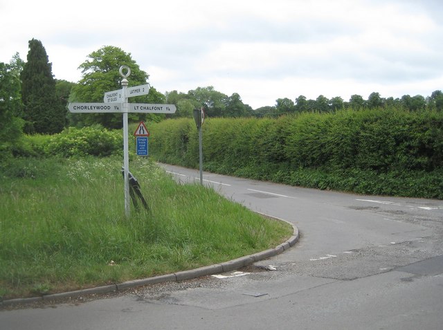 File:Chalfont St Giles- Junction of Roughwood Lane with Burtons Lane - Geograph - 2421970.jpg