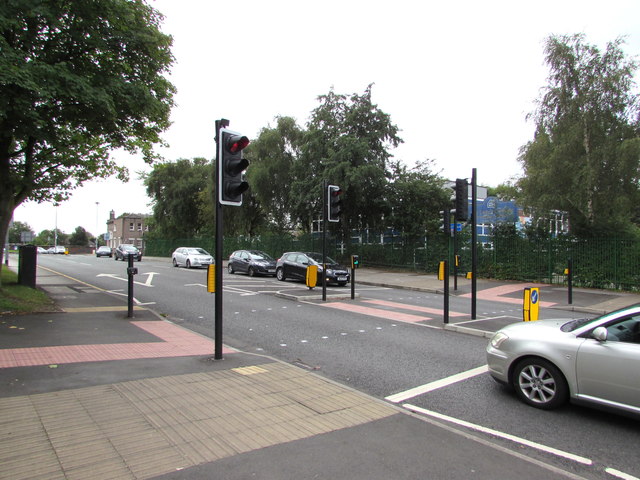 File:Shaw Heath pelican crossing, Stockport - Geograph - 5116748.jpg