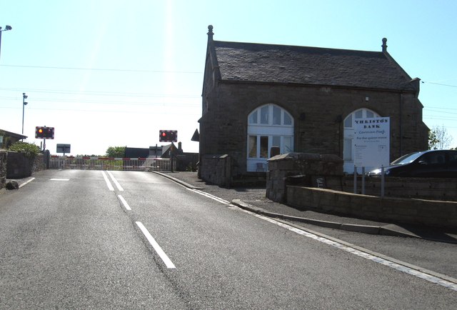 File:Level crossing at Christon Bank - Geograph - 3478374.jpg