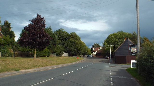 File:Park Lane, Harefield - Geograph - 3680584.jpg