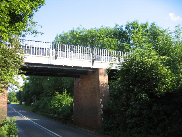 File:Wooton Wawen Aqueduct - Geograph - 21678.jpg