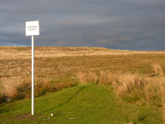 File:C47 Passing Place sign - Geograph - 5776934.jpg