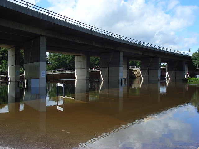 File:A3290 flyover, Winnersh (C) Andrew Smith - Geograph - 504095.jpg
