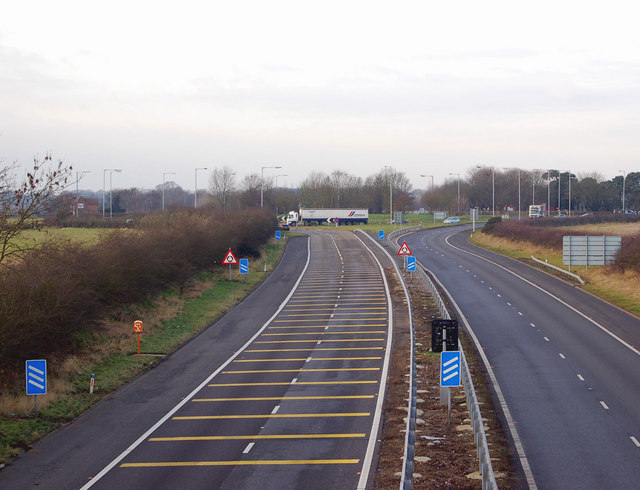 File:M45 joins A45 at Thurlaston - Geograph - 1090469.jpg