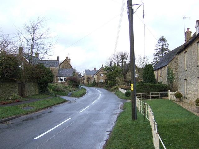 File:Approaching Churchill - Geograph - 309012.jpg