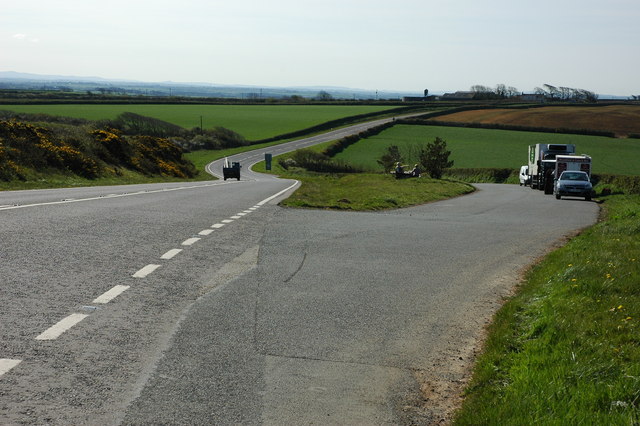 File:Layby on the A39 - Geograph - 422917.jpg