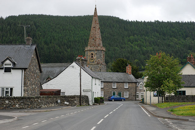 File:The B4401 in Llandrillo - Geograph - 1326690.jpg