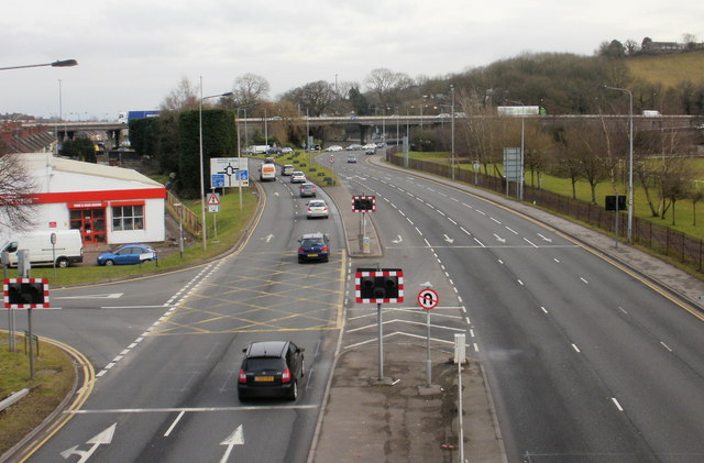 File:Malpas Road approaching the M4 motorway, Newport - Geograph - 1722139.jpg