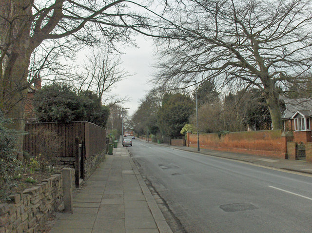 File:Welholme Road (B1212), Grimsby (C) David Wright - Geograph - 715566.jpg