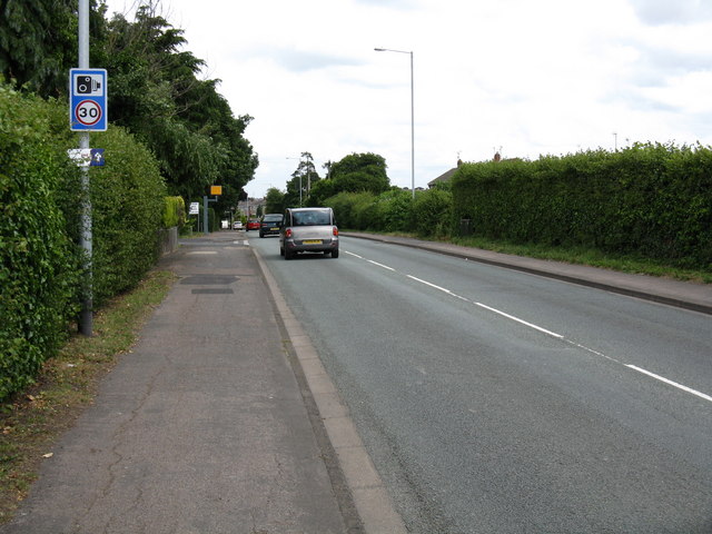 File:Bath Road (2) - Geograph - 857744.jpg