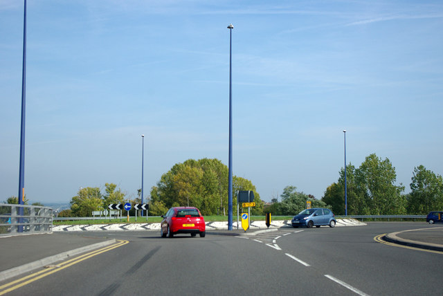 File:Roundabout for A2 eastbound slip roads - Geograph - 6240292.jpg