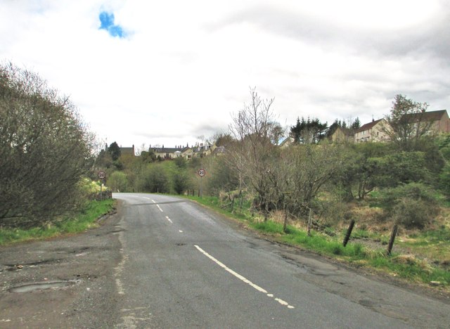 File:20mph entering Dalmellington - Geograph - 3503352.jpg