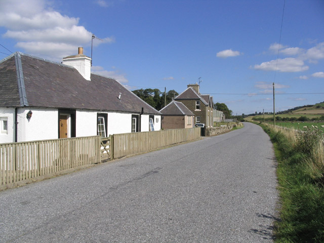 File:Houses at Borthaugh by the B711 road - Geograph - 235776.jpg