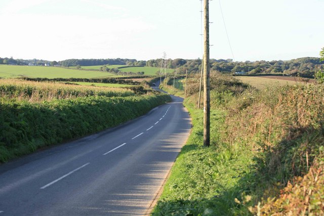 File:The B3269 the road from Fowey - Geograph - 1551255.jpg