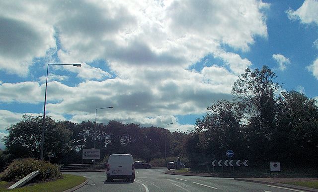 File:Emerson roundabout from Standing Way (C) John Firth - Geograph - 3675911.jpg