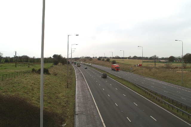 File:North on the M6 near Nixon Hillock - Geograph - 118475.jpg