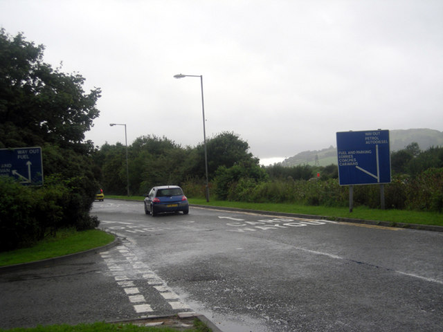 File:Sedgemoor Motorway Services - southbound exit - Geograph - 925899.jpg