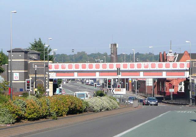 File:Railway bridge over Lichfield Road, Aston - Geograph - 996521.jpg