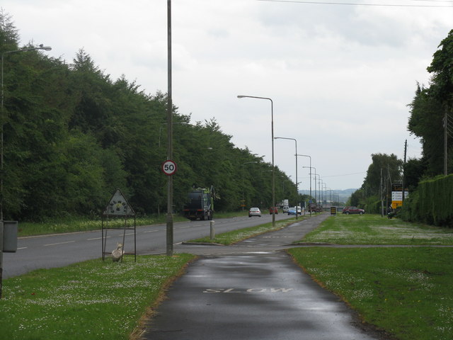 File:The A89 looking east from Houston Mains - Geograph - 2447696.jpg