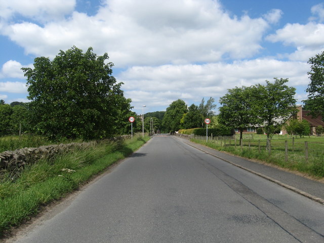 File:The B7059 entering West Linton in Peeblesshire - Geograph - 1394494.jpg