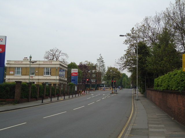 File:Lewisham Road, London SE13 (C) Stacey Harris - Geograph - 2364987.jpg