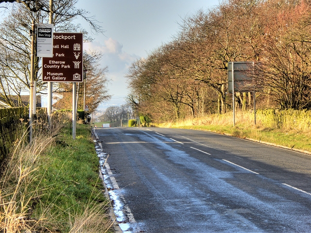 File:Moor End Road, Towards Stockport - Geograph - 4259150.jpg