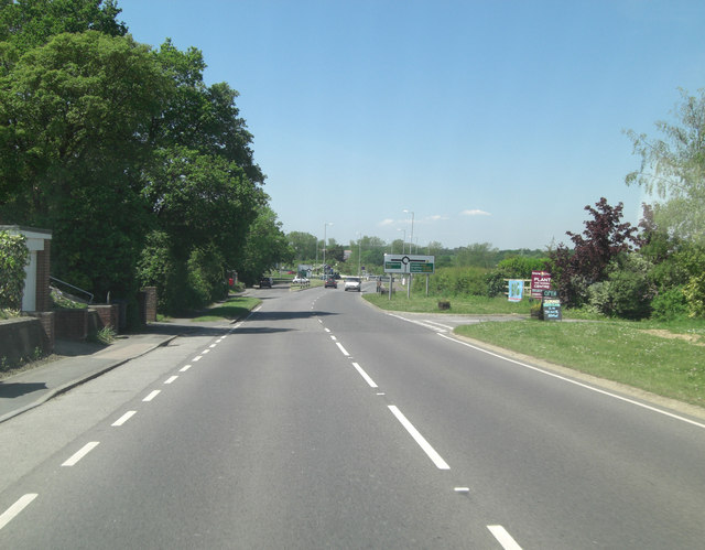 File:B2247 Ditton's Road approaches A22... (C) Stuart Logan - Geograph - 3008023.jpg