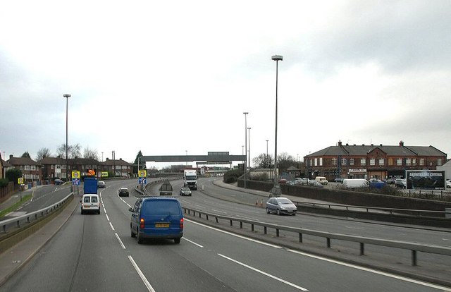 File:End of the M 62 - Geograph - 1538999.jpg