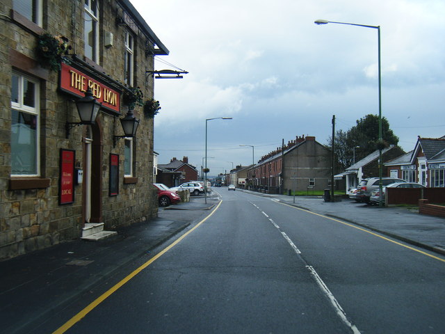 File:Church Street at The Red Lion - Geograph - 3151487.jpg