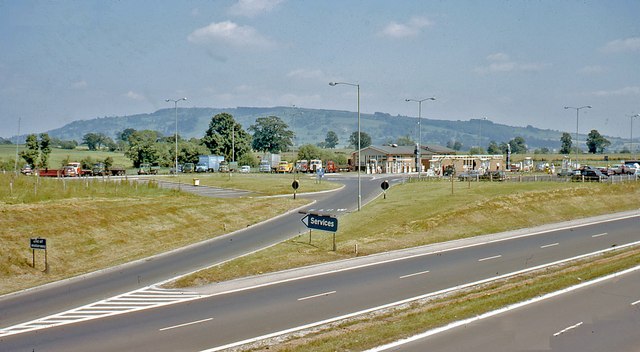 File:Strensham (Southbound) Services on M5,... (C) Ben Brooksbank - Geograph - 3472659.jpg