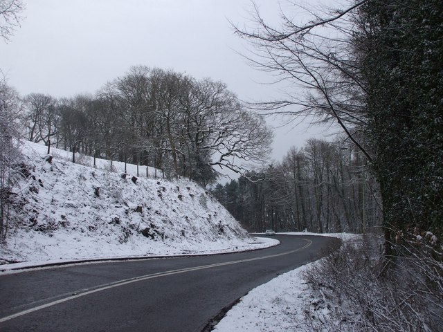 File:The A469 just south of the Travellers Rest, Cardiff.jpg