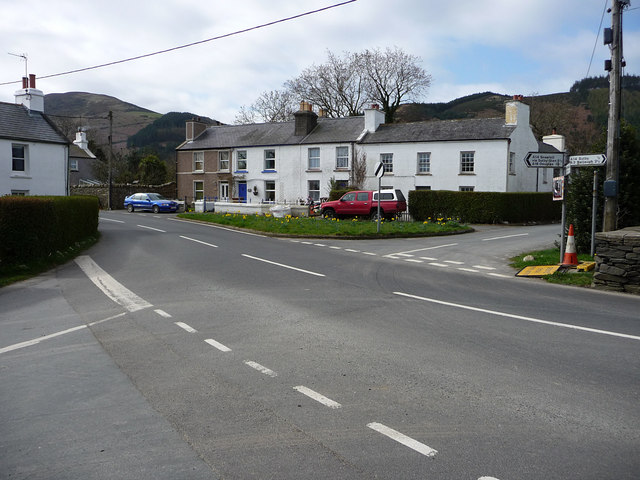 File:Crossroads in Sulby - Geograph - 1886950.jpg