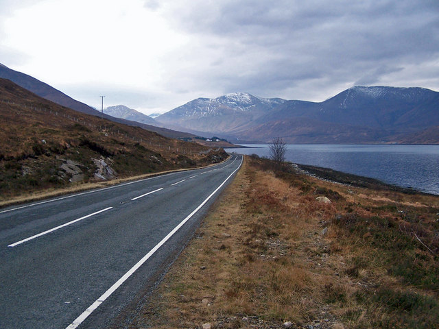 File:A87 towards Sligachan - Geograph - 1696927.jpg