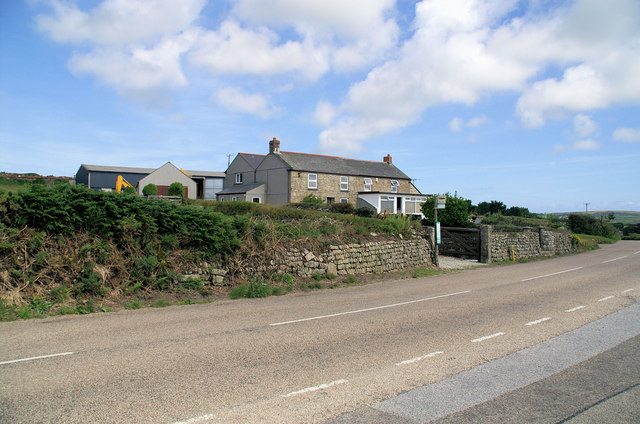 File:Farm, Castle Gate - Geograph - 893578.jpg