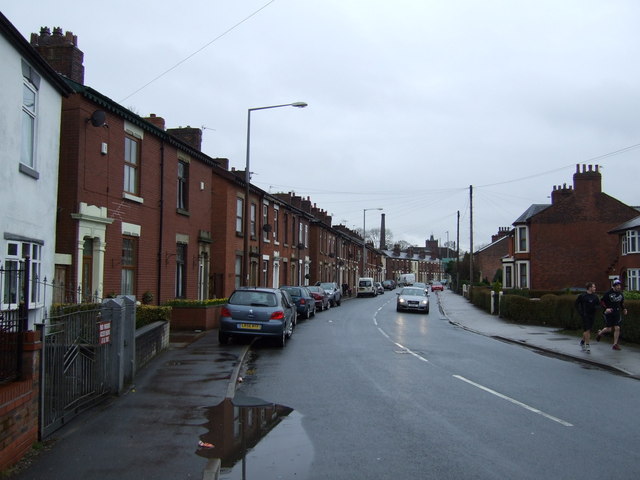 File:Higher Walton Road (A675) (C) JThomas - Geograph - 3372140.jpg