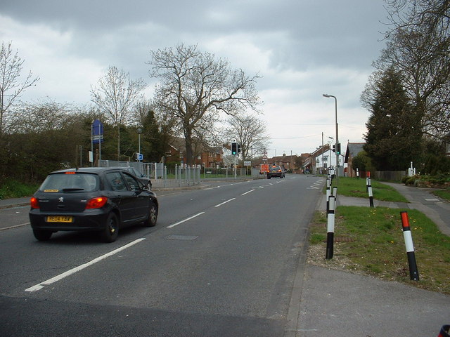 File:Weybourne Road, a.k.a. the B3007 - Geograph - 158222.jpg