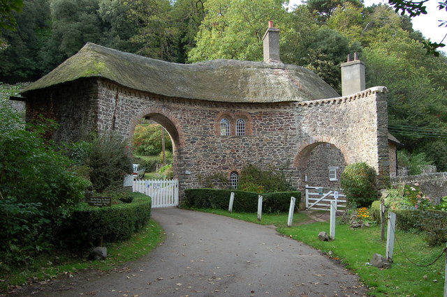 File:Gated entrance to the Worthy Combe Toll Road. - Geograph - 255521.jpg