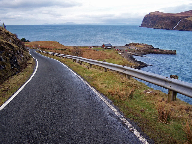 File:Road to Meanish Pier - Geograph - 1129759.jpg