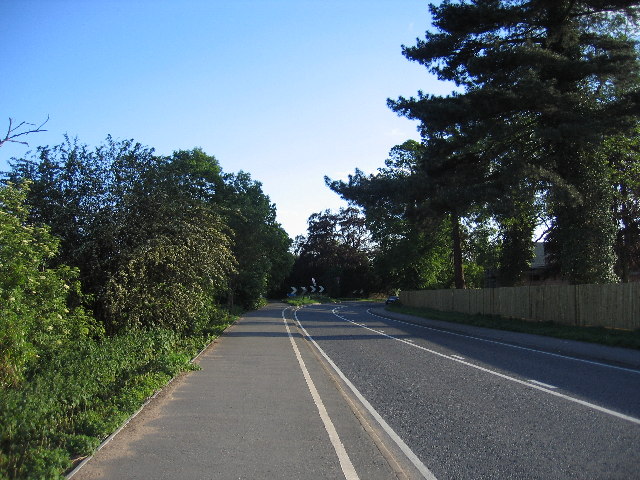 File:Stratford Road, Longbridge - Geograph - 13350.jpg