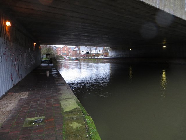 File:Under the Bridge (C) Bill Nicholls - Geograph - 3860182.jpg