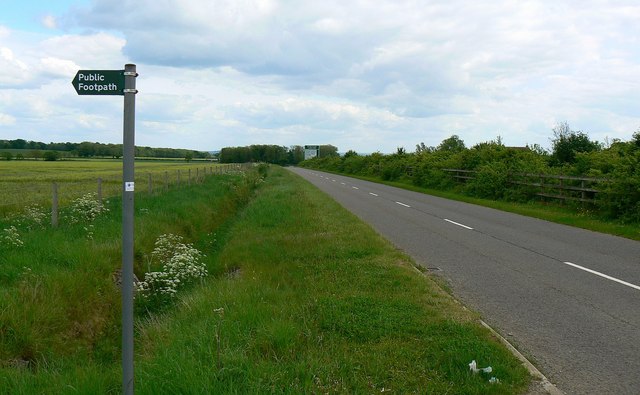 File:Old A419- The old Roman road, near Driffield - Geograph - 439020.jpg